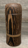 Wenge mit Einlagen 