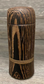 Wenge, hier mit Holzeinlage